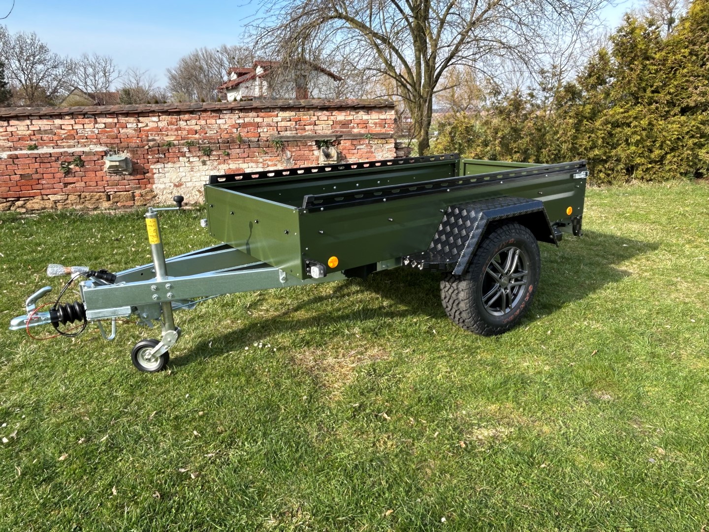 Valníkový Bržděný OFFROAD Přívěs 1300Kg - Prodloužený / Zelený