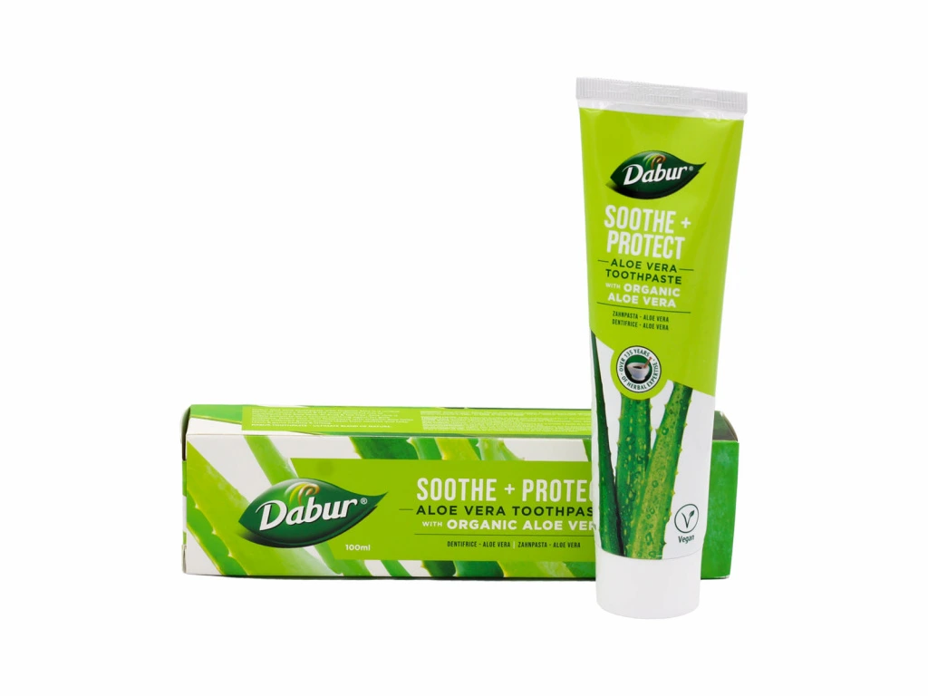 Dabur Zubní pasta Soothe & Protect s Aloe Vera