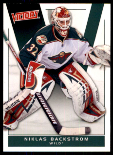 Hokejová karta Niklas Backstrom Victory 2010-11 řadová č.91