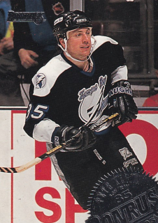 Hokejová karta Petr Klíma Donruss 1994-95 řadová č. 249