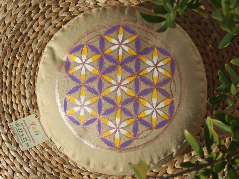 Květ života žluto-fialový meditační polštář