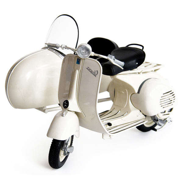 VESPA 150 V 1T SIDECAR MODEL 1:6