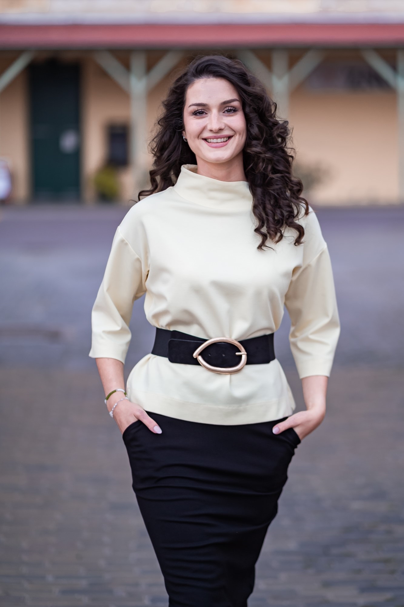 VENERA – ELEGANTNÍ TOP S KIMONOVÝMI RUKÁVY