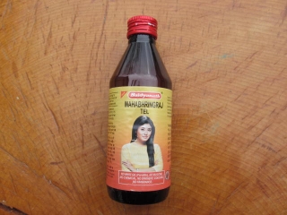 Vlasový olej Mahabhringraj Tel