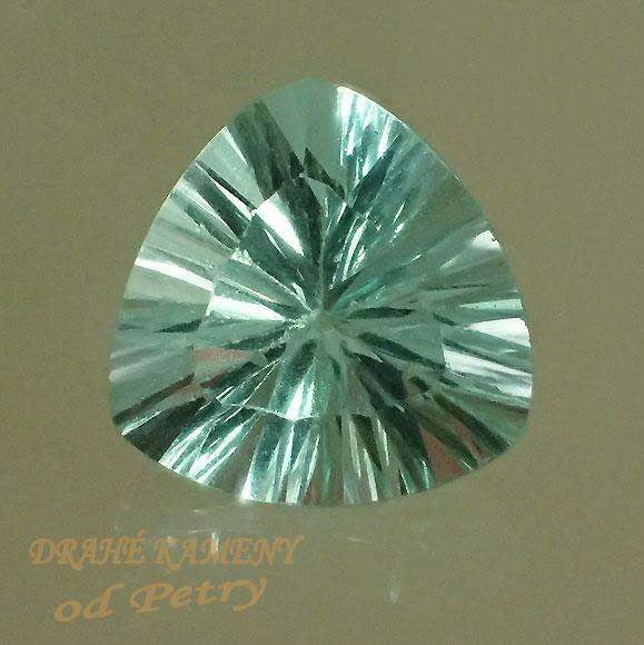 Fluorit z Brazílie 12x12mm  Váha: 6.37ct