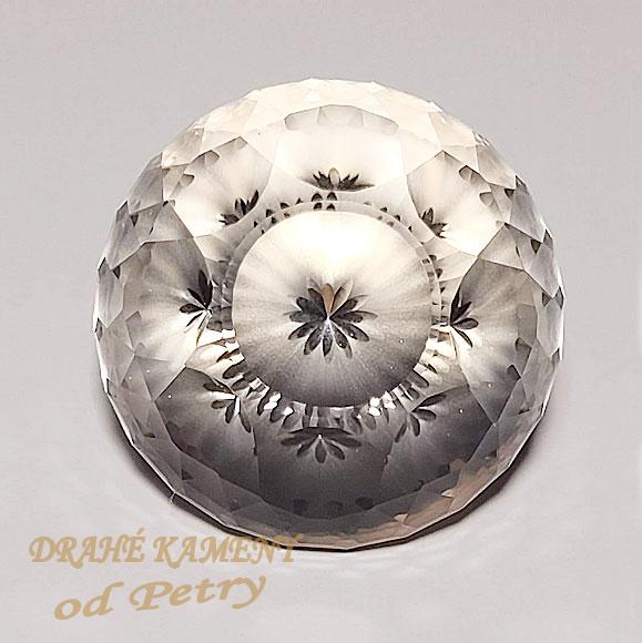 Křišt'ál z Madagaskaru 27mm  (97.8ct)