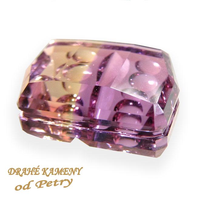 Ametrín z Bolívie 14x10mm Váha: 10.06ct