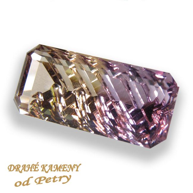 Ametrín z Bolívie 18x8mm Váha: 8.20ct