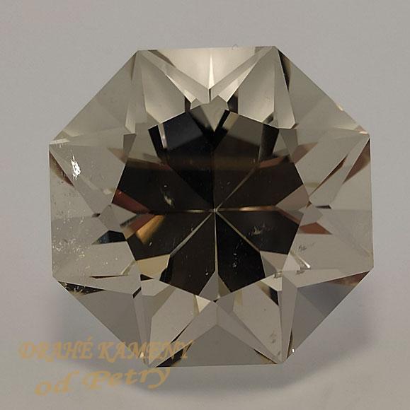 Křišťál z Vysočiny 25x25mm Váha: 62.3ct /VIDEO/