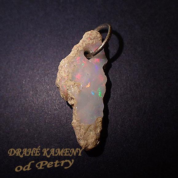 Drahý opál z Etiopie 28x12mm