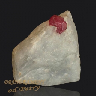 Spinel z Barmy krystal: 10x8mm