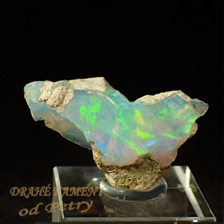 Drahý opál z Etiopie  22x16mm