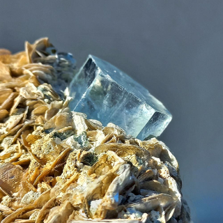 Akvamarín z Pákistánu 95x60mm, krystal: 17x33mm
