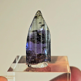 Tanzanit z Tanzánie  28x13mm
