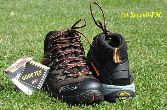 Kotníková pracovní treková obuv API GORE-TEX vel.44