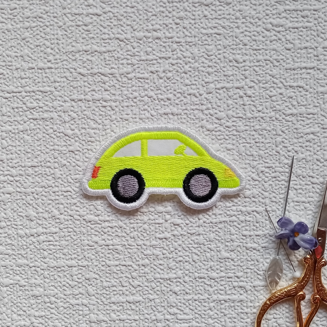 Aplikace mini autíčko  neon