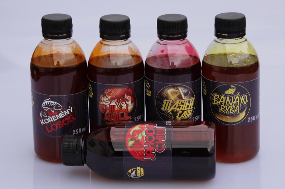 Black Carp BOOSTER BANÁN - RYBA 250ML