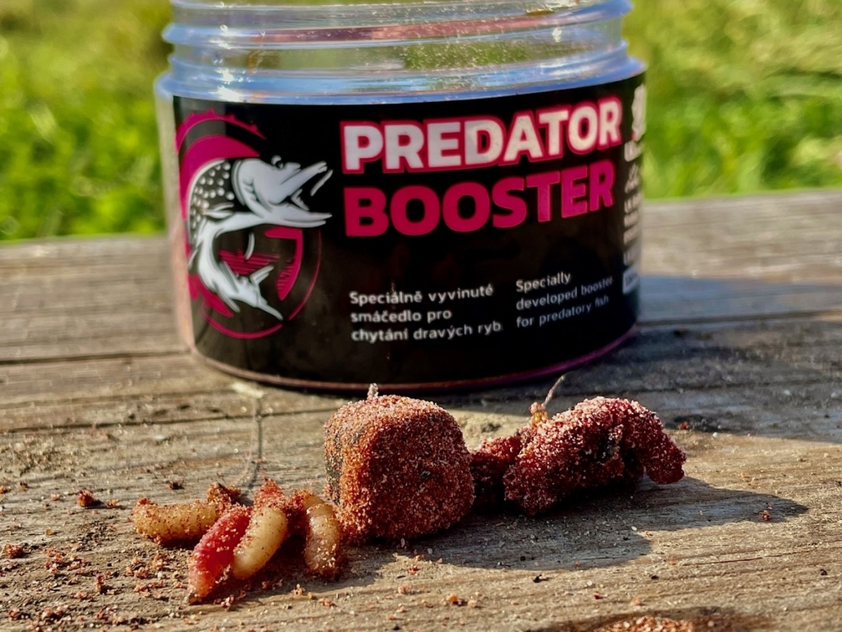 LK Baits Predator Booster Powdered 30g