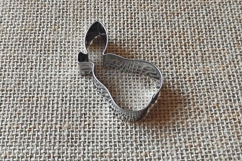 Hruška s listem 52 x 38 mm / nerez