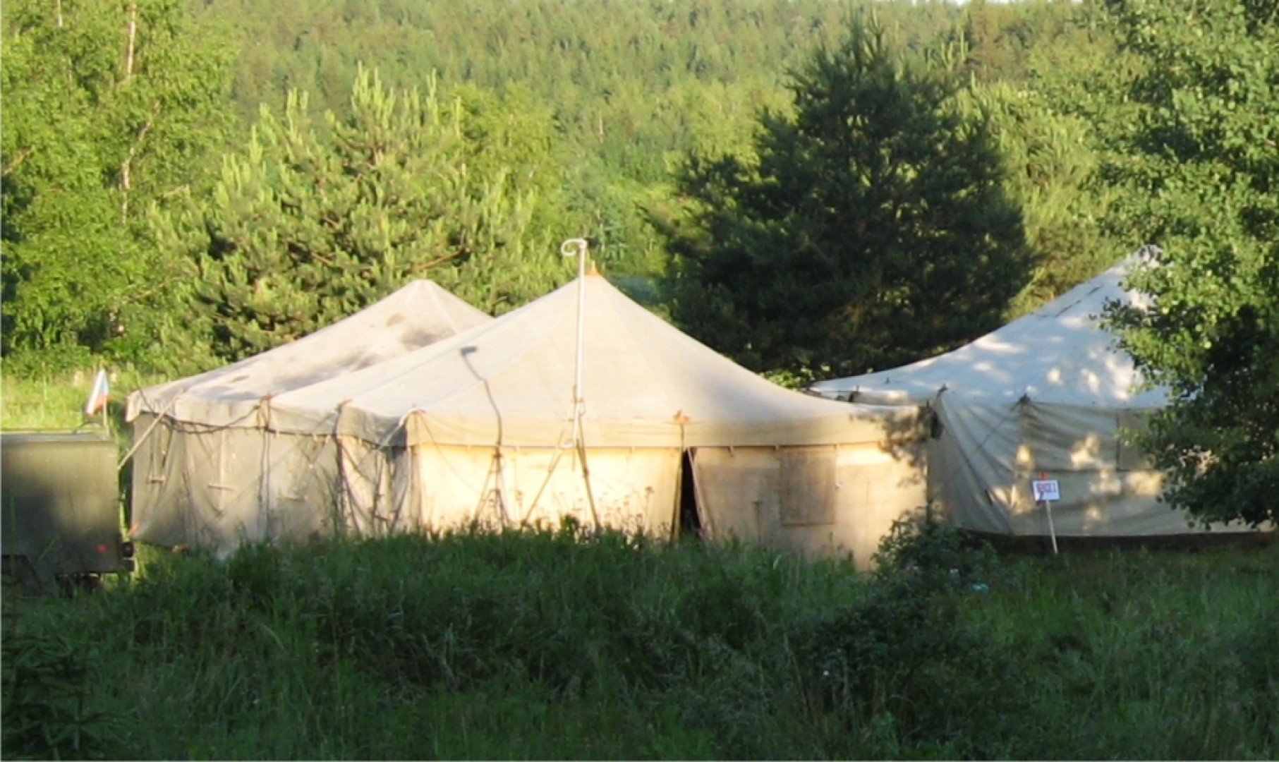 Vojenské stany