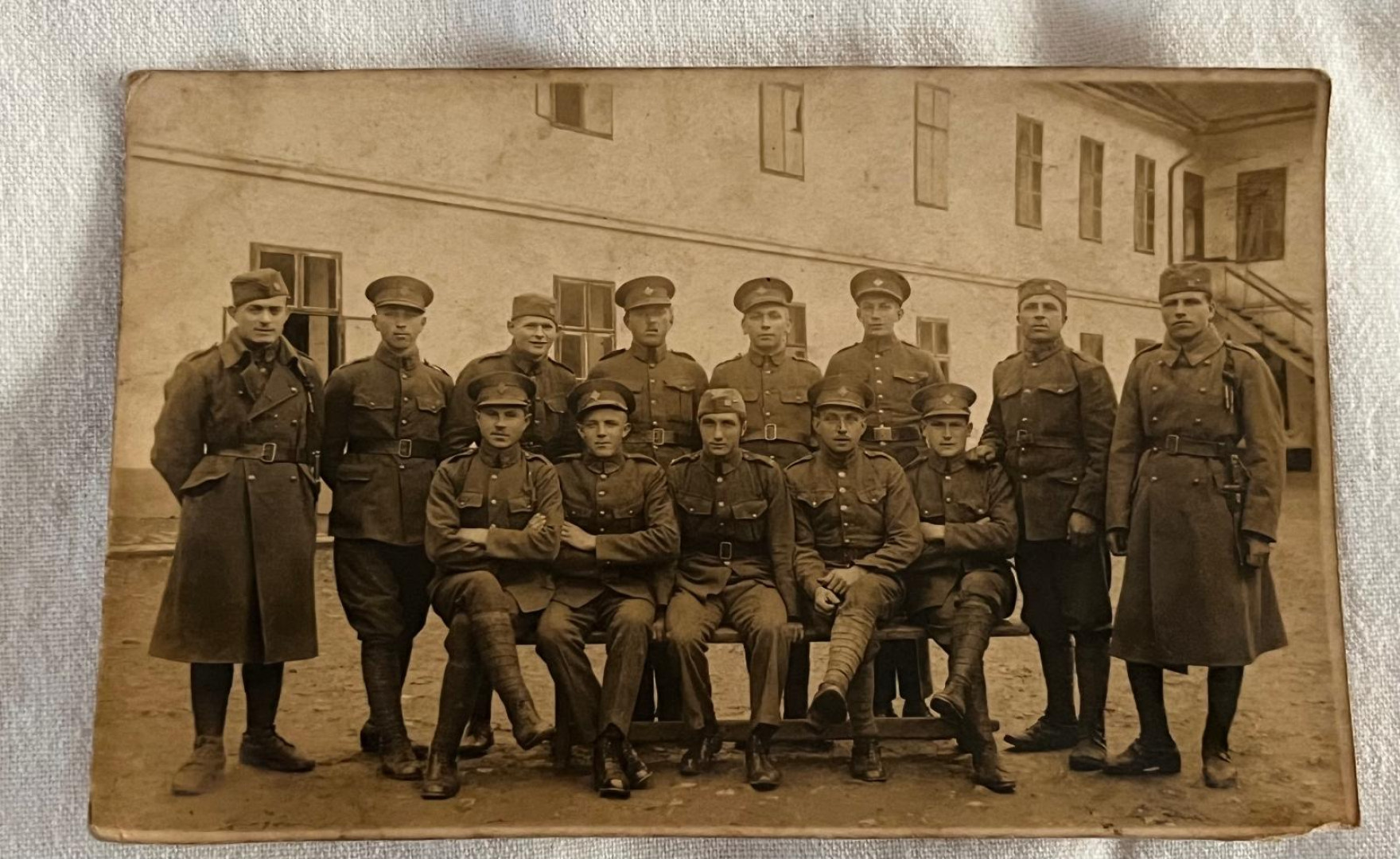 Historie naší uniformy v kostce