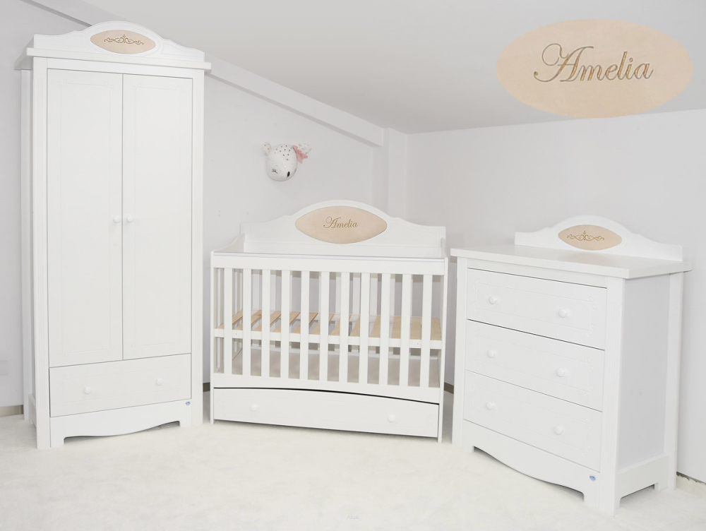 AMAL DeLUX sestava - Personalizovaná postýlka AMELIA + komoda + skříň CHARLOTTE