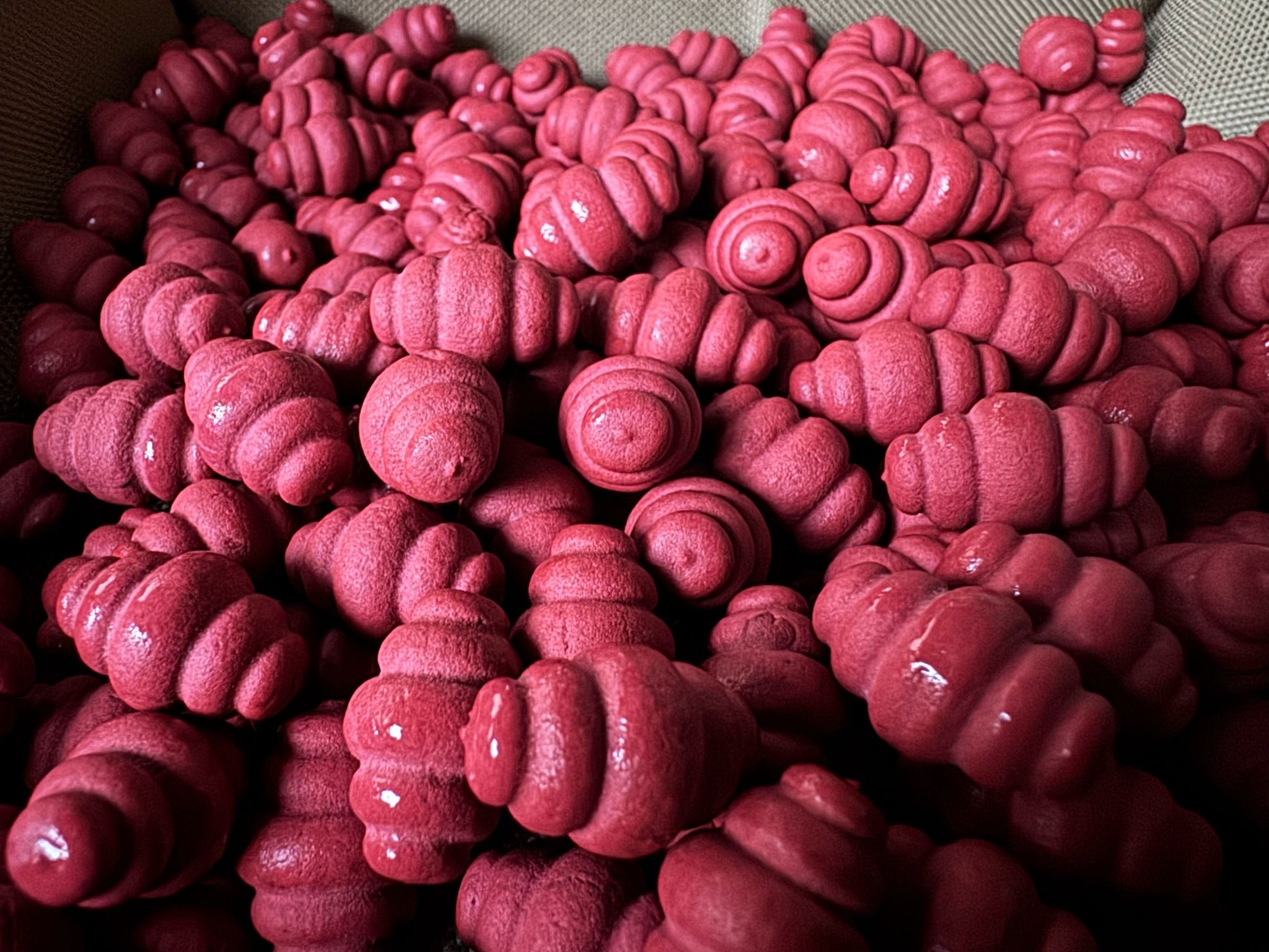 Larva POP UP - FRANKFURTSKÁ KLOBÁSA