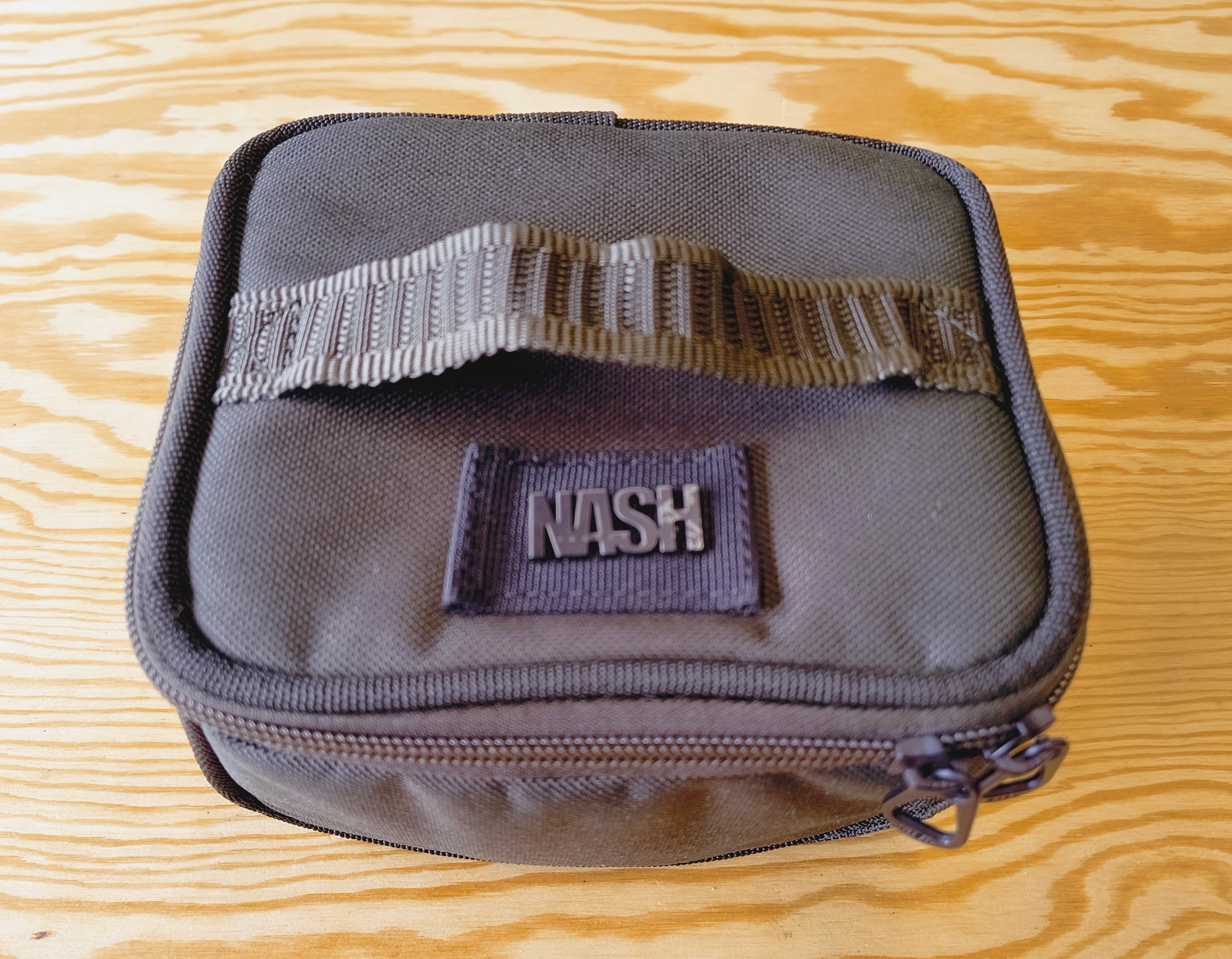 NASH POUZDRO LARGE POUCH