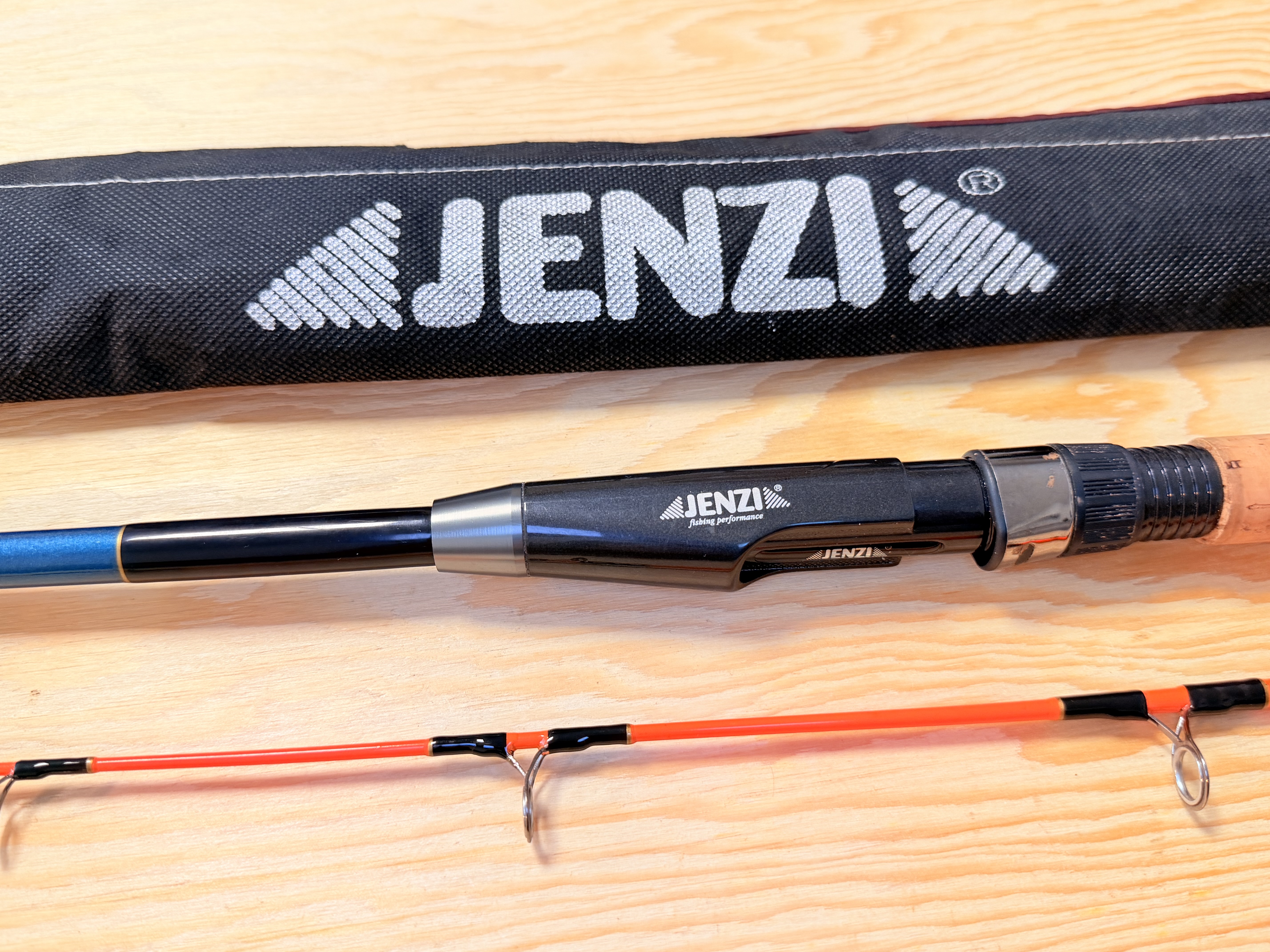 PŘÍVLAČOVÝ PRUT JENZI VARIO GT8 SEASPIN / 1,55 m / 30-60g 