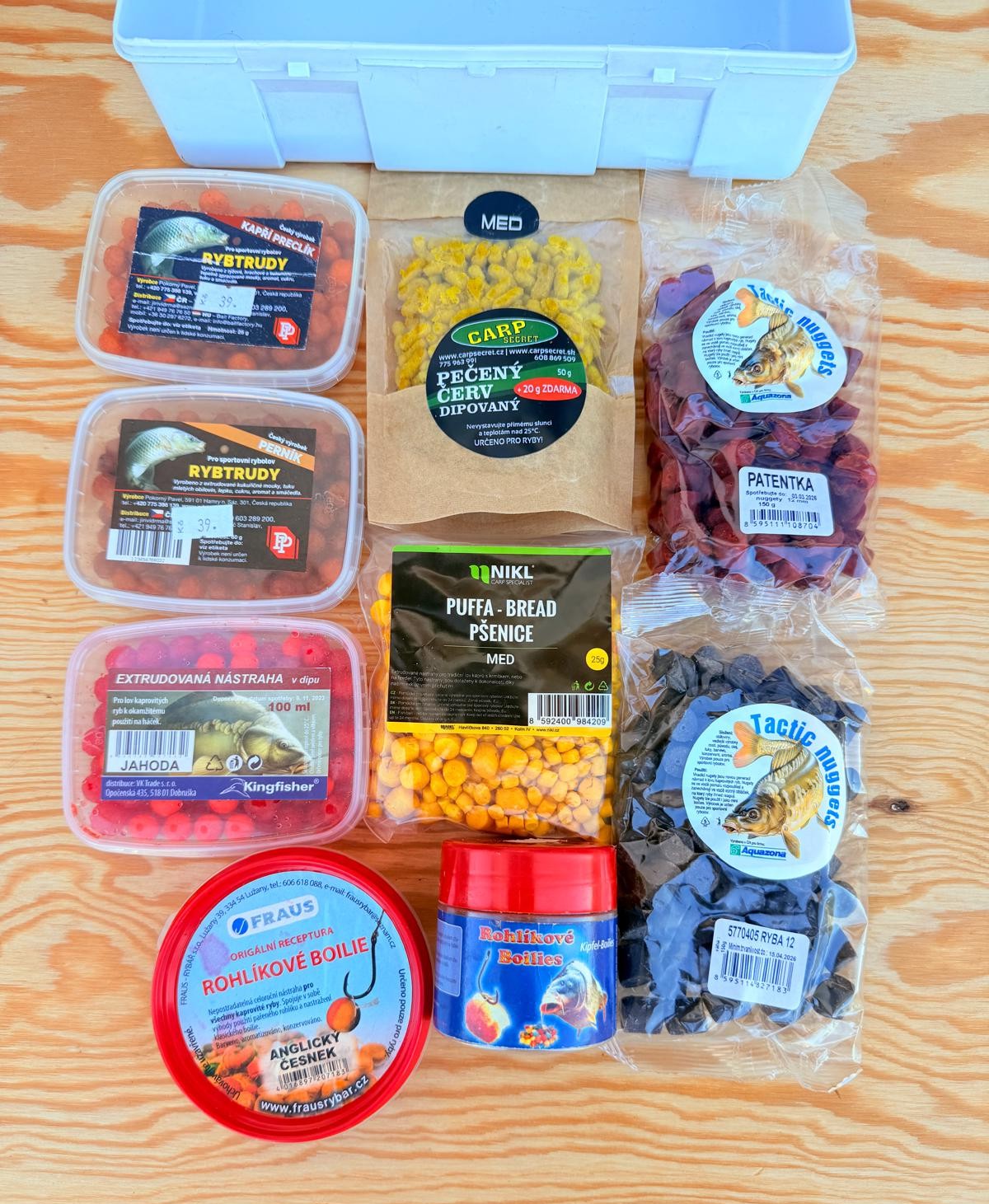 SET RŮZNÝCH PELET A EXTRUD + BOX