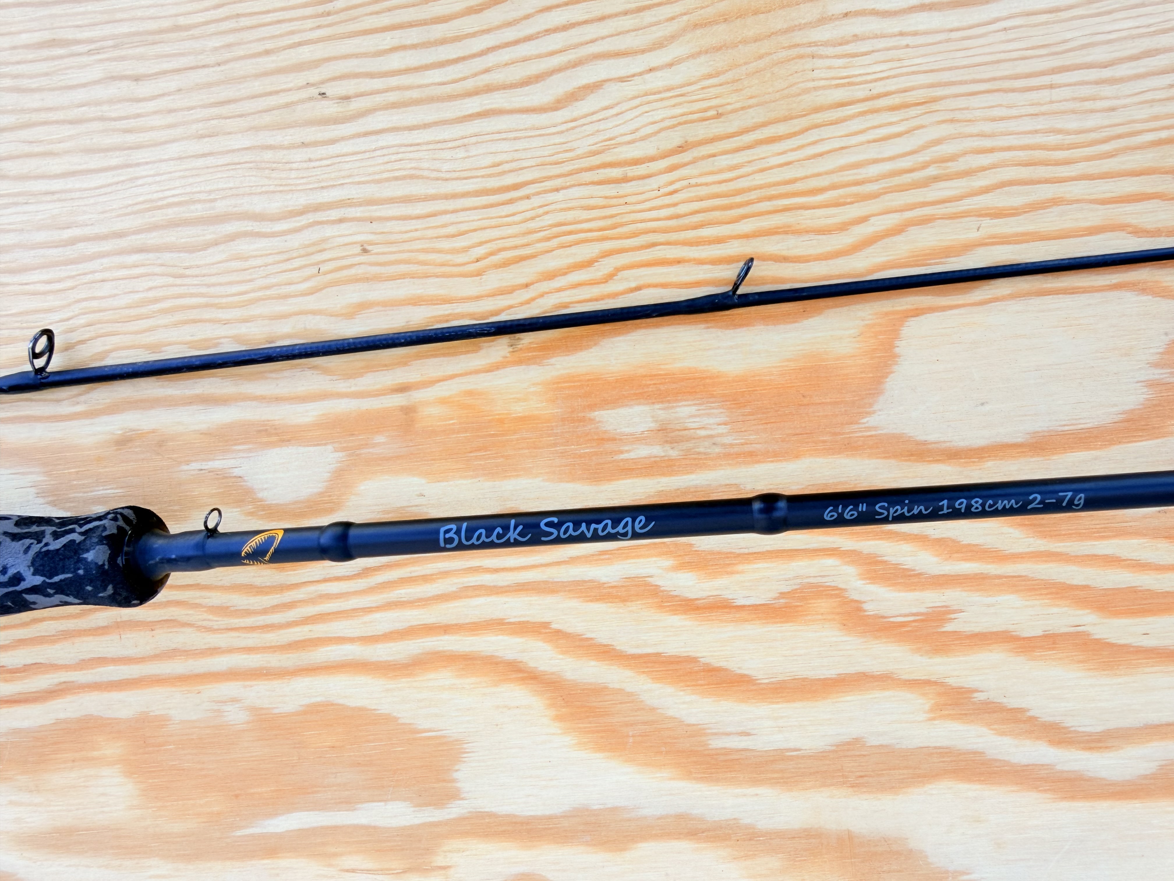 PŘÍVLAČOVÝ PRUT SAVAGE GEAR BLACK SAVAGE / 1,98 m / 2-7 g 
