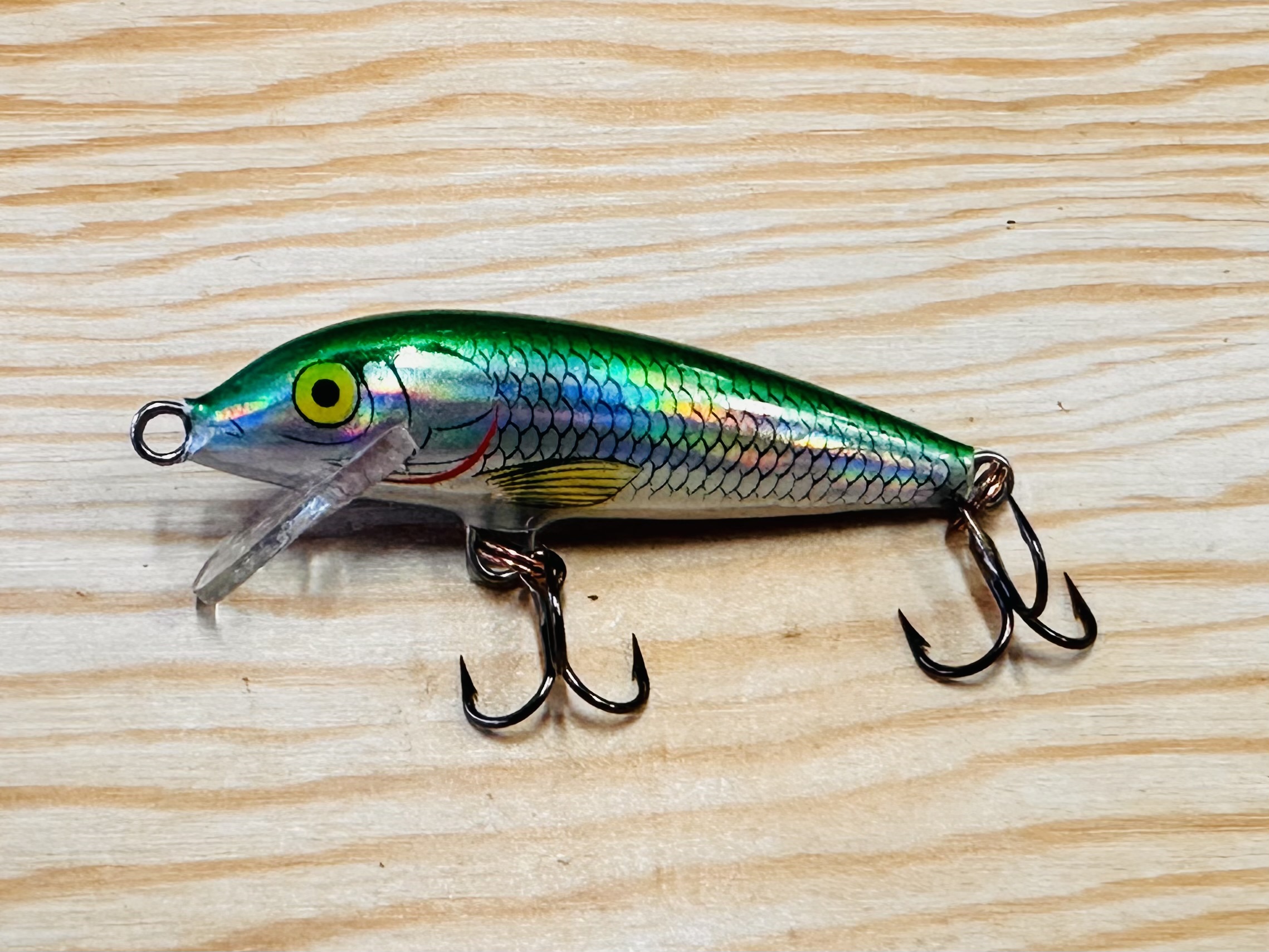 Wobler RAPALA Floating 05 HESH Holographic Emerald Shiner 5cm / 3g 