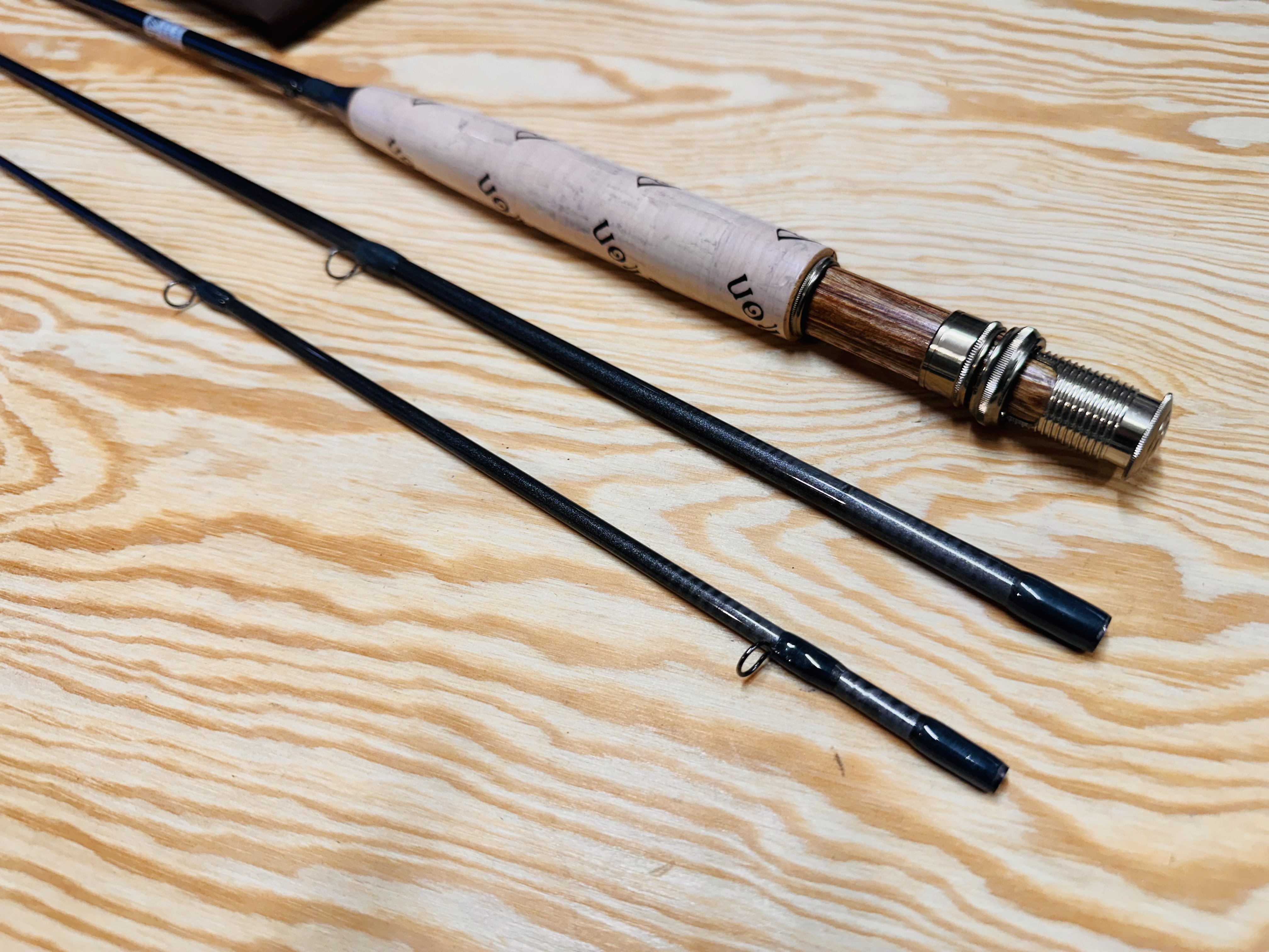 MUŠKAŘSKÝ PRUT BYRON PASSION FLY TITAN / 2,75 m / AFTMA 6/7