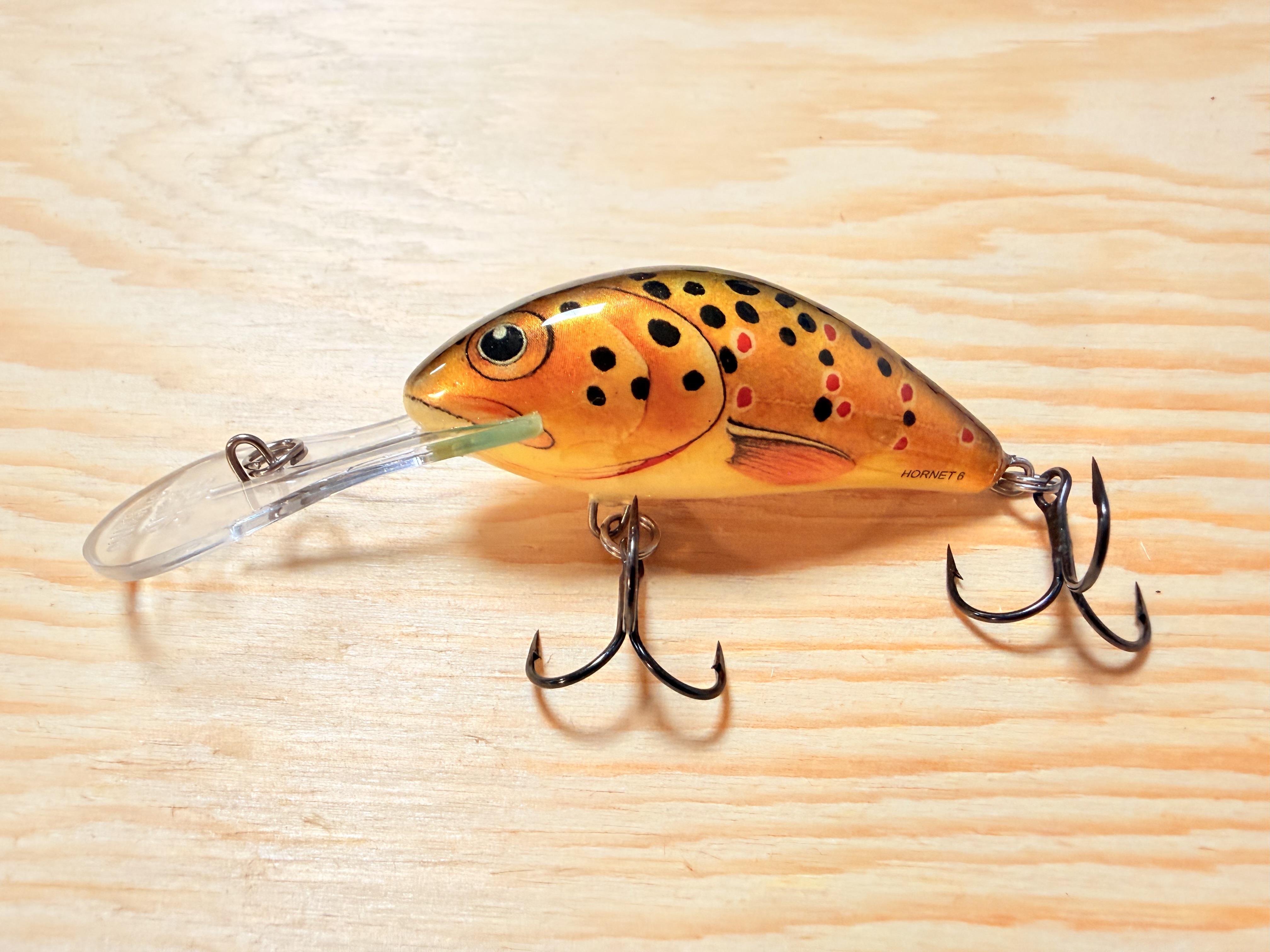 Wobler SALMO Hornet 6 S - T  / 6 cm / 14 g / 2,0-5,6 m 