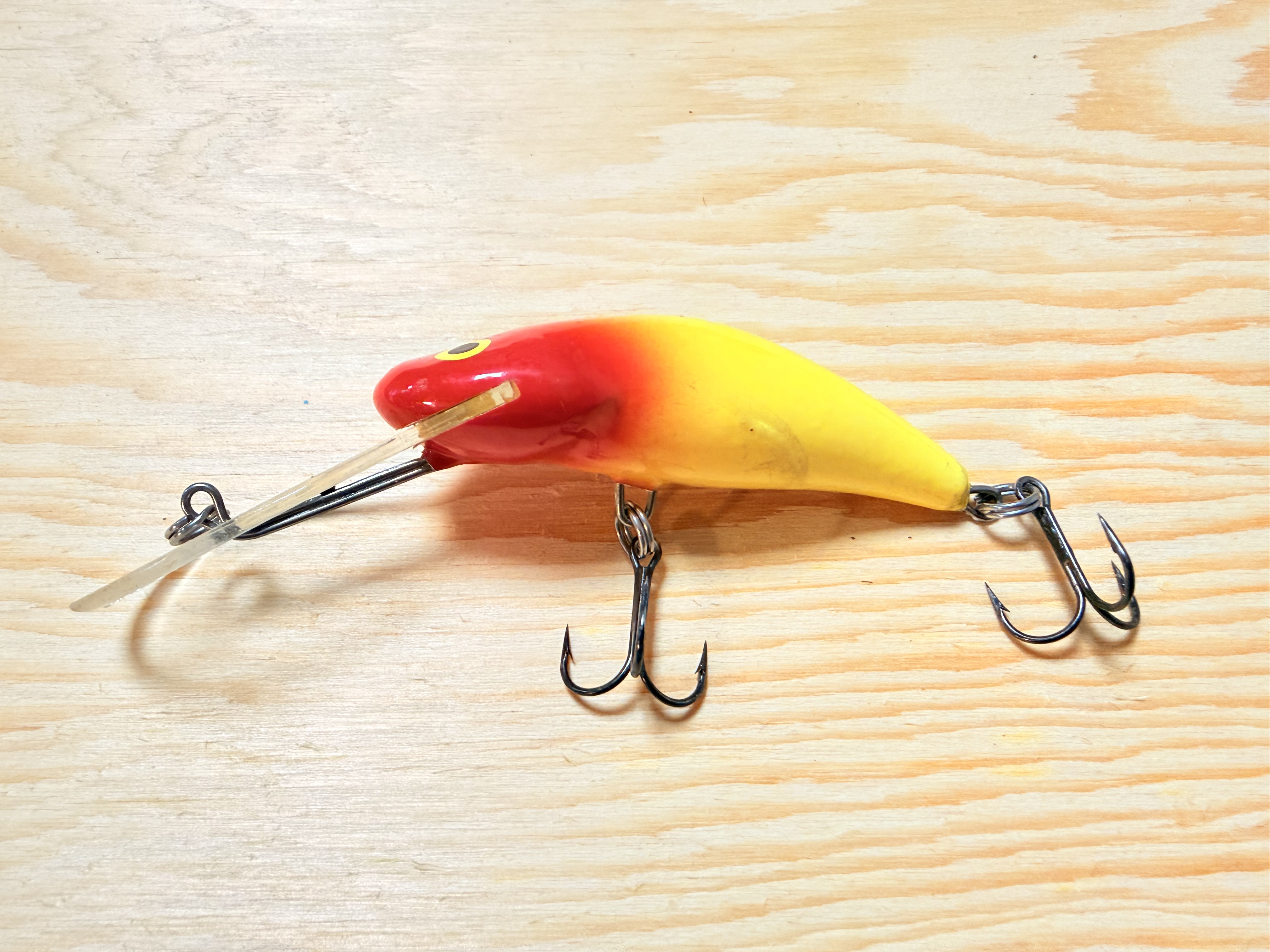 Wobler SALMO Bullhead Super Deep Runner 8 F - QBD  / 8 cm / 17 g / 2,5-5,2 m 