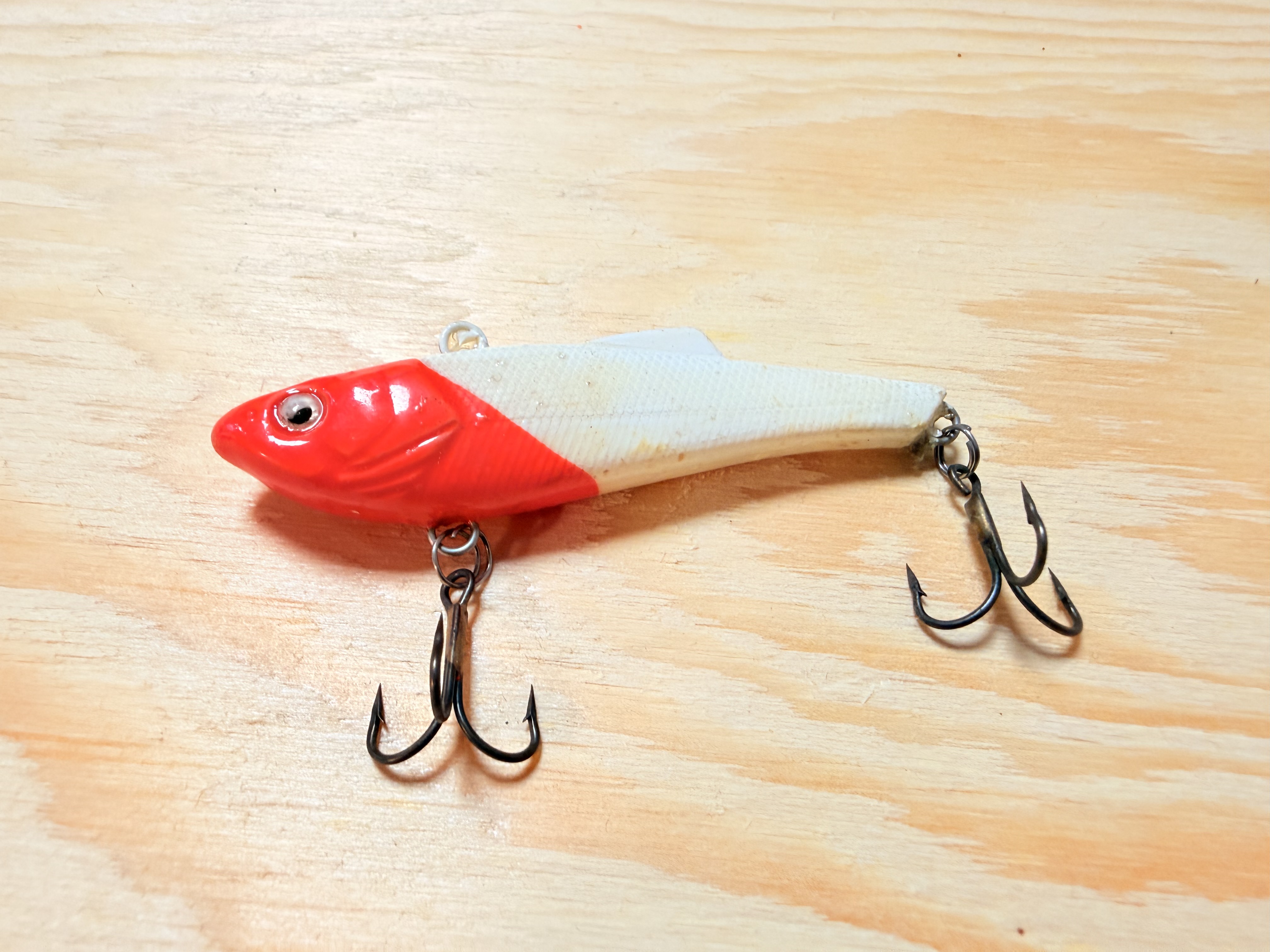 Vibrační nástraha BASSDAY Range Vib 70 ES - AT19 / 7 cm / 8 g 