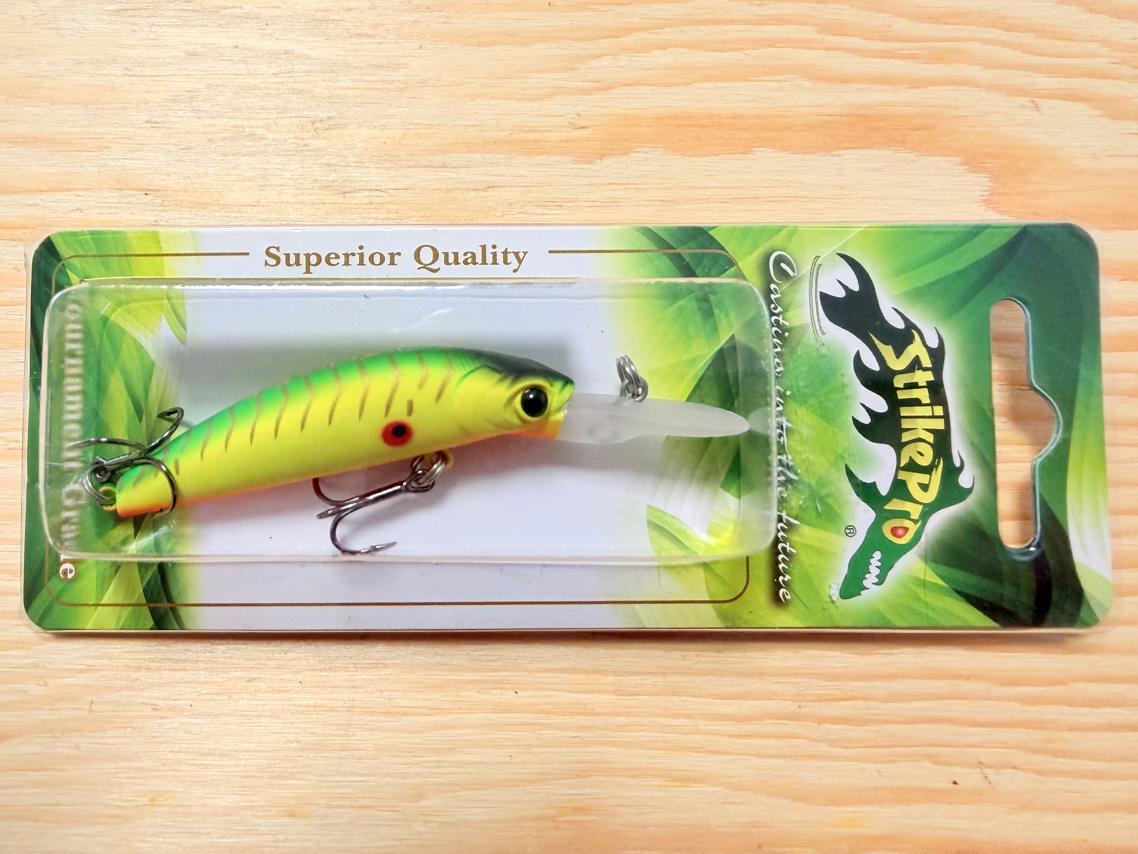 Wobler STRIKE PRO Bass X 55 F / 5,5 cm / 4 g / A17