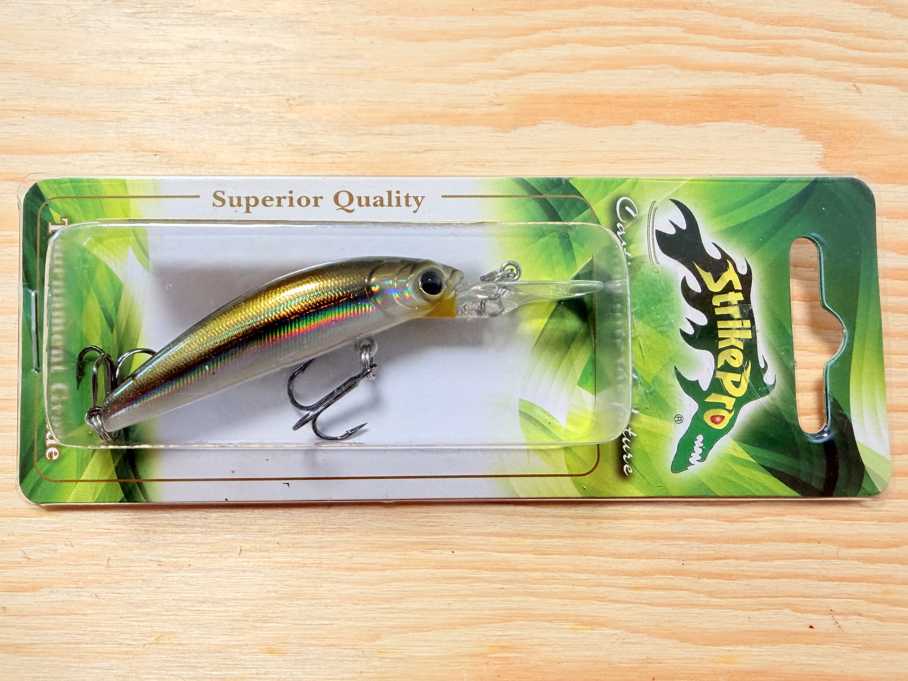 Wobler STRIKE PRO Bass X 55 F / 5,5 cm / 4 g / A51T