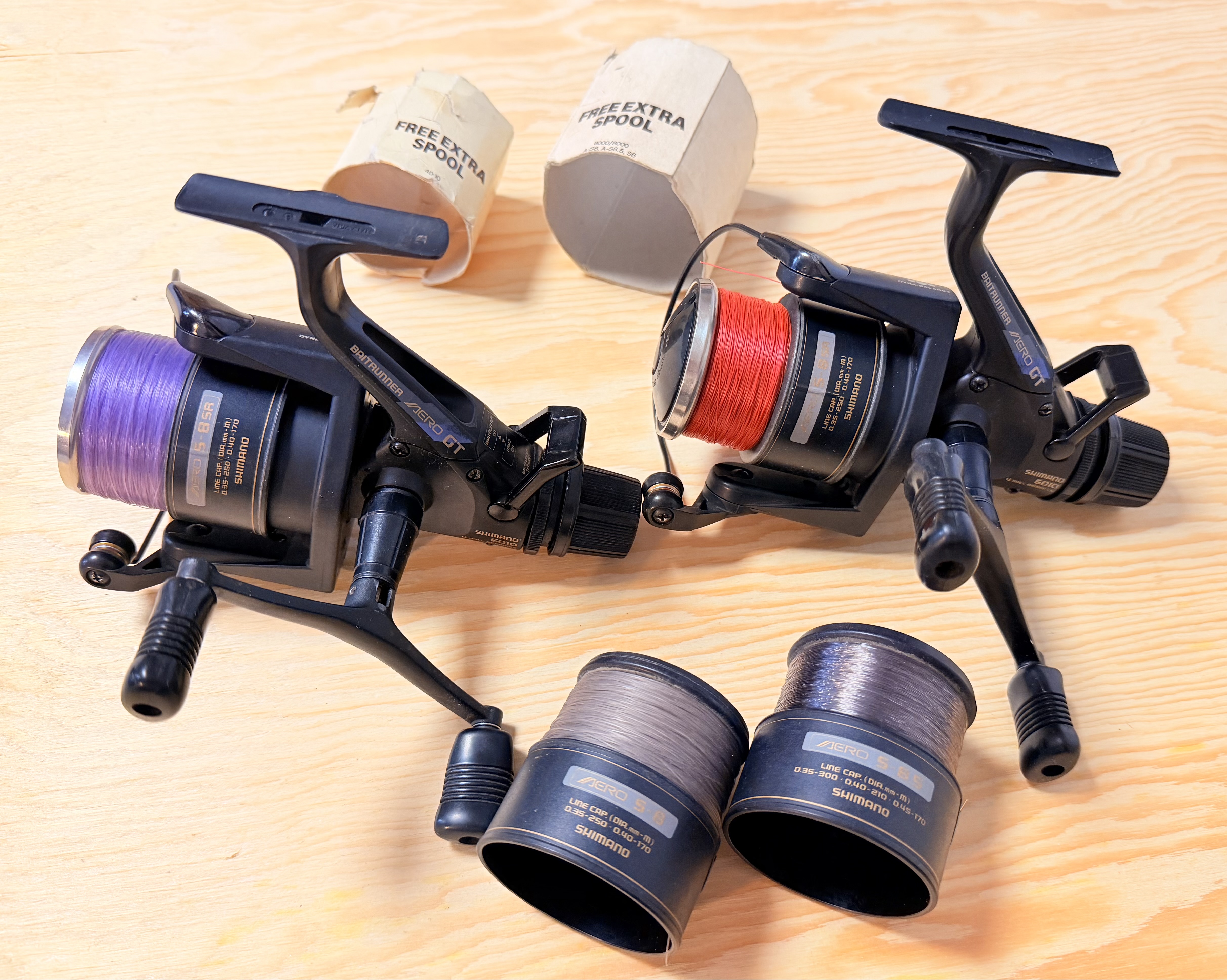 2 NAVIJÁKY SHIMANO BAITRUNNER AERO GT 6010