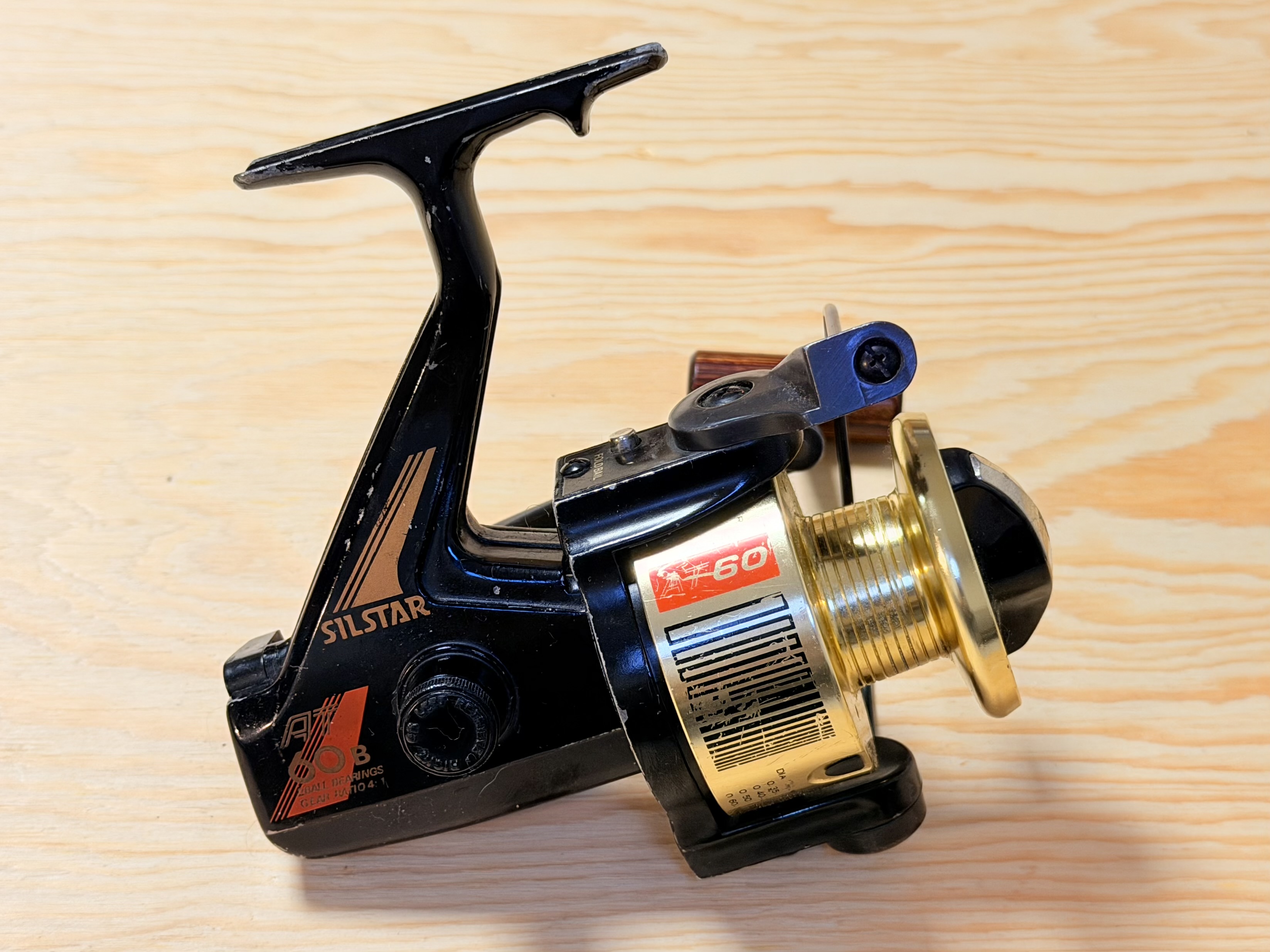  RETRO NAVIJÁK SILSTAR AT 60 B