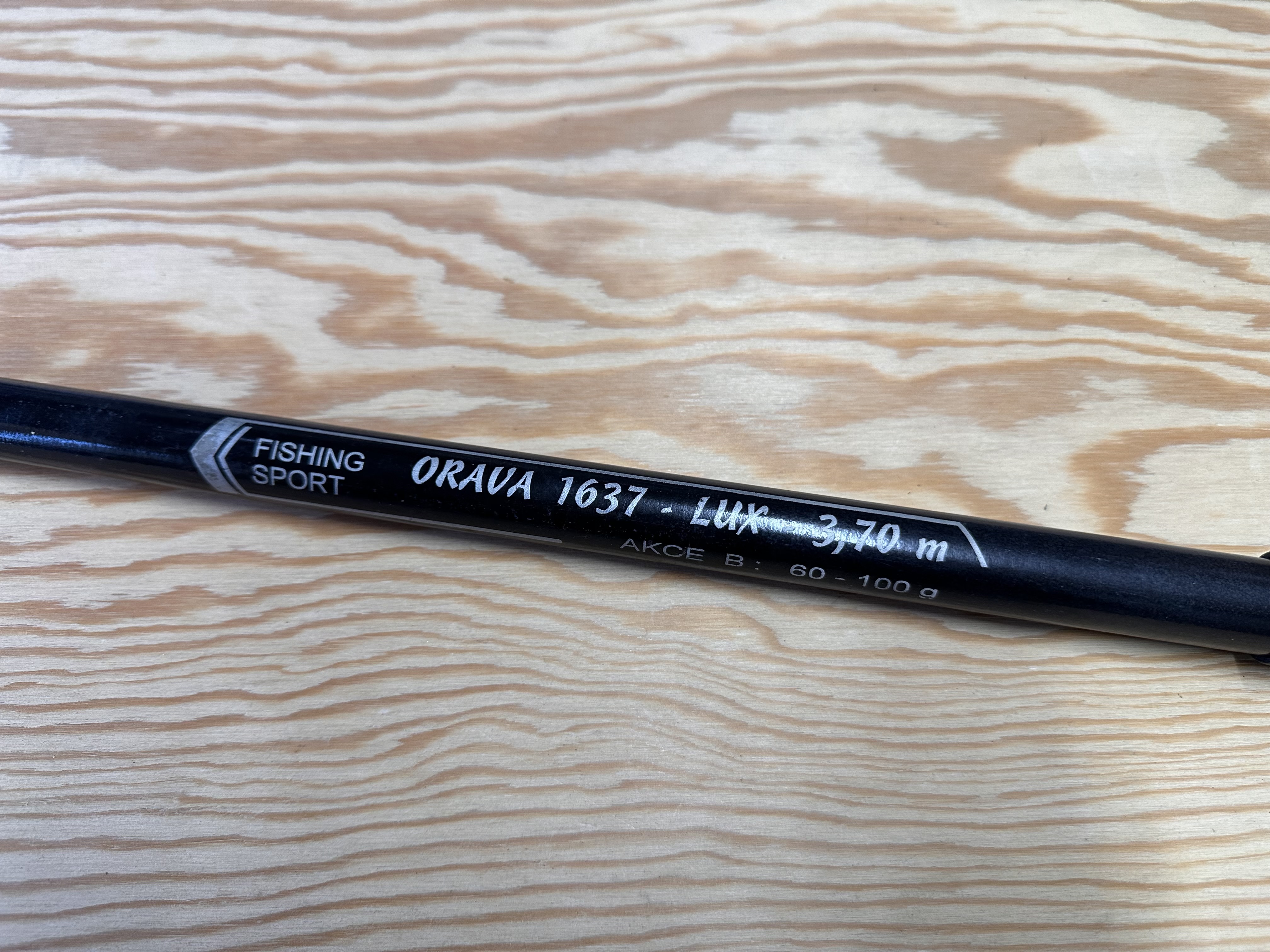 RETRO TELESKOPICKÝ PRUT FISHING SPORT ORAVA 1637 - LUX 3,70 M / 60-100 G 