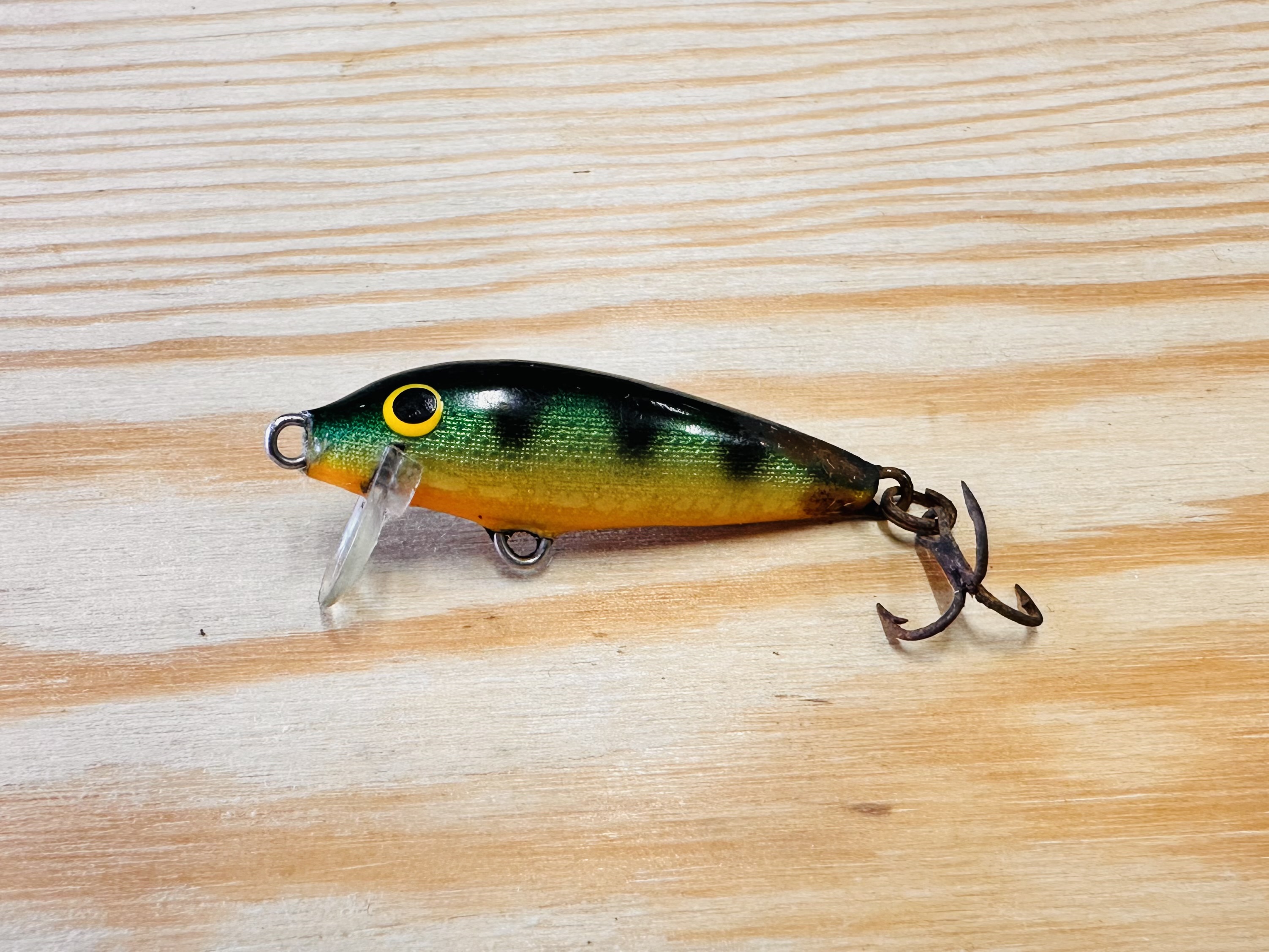 Wobler RAPALA Countdown Ireland Perch 3 cm / 4 g