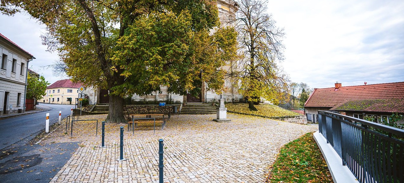 Veřejný prostor Vysoká u Mělníka – Zahrady Dvořáková