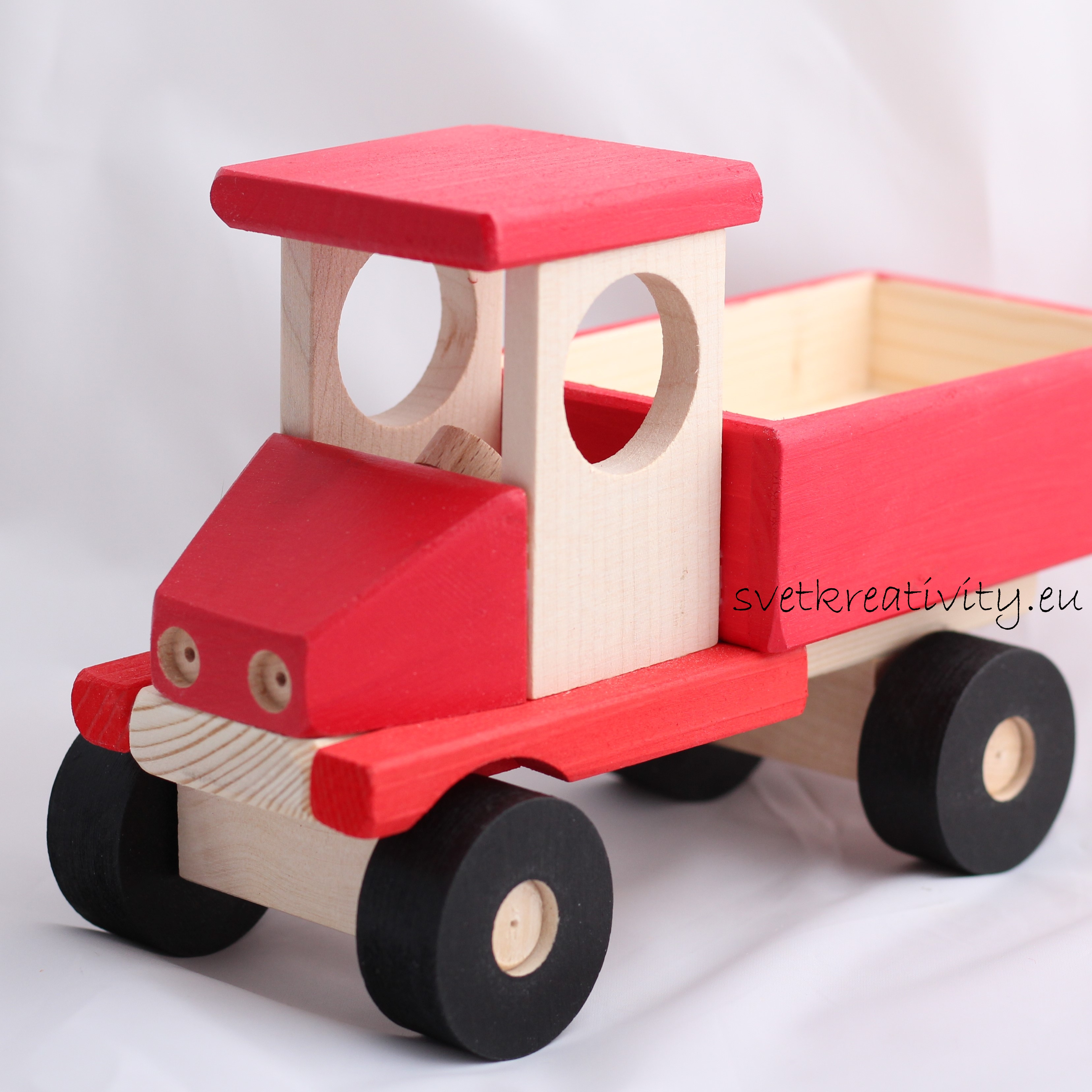 Dřevěné auto - Červený náklaďák