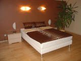 Čalouněná postel Lux bez matrace