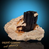 Skoryl (turmalín) z Moravy 39x30mm, krystal: 15x25mm