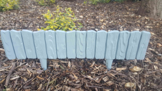 Zahradní obrubník, palisáda Wood 2,3m - šedá 